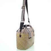 Dámska taška zo slamy na rameno so vzorovanými látkovými popruhmi Kbas biela 147811